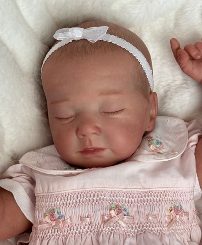 Baby yuna olga auer - di,