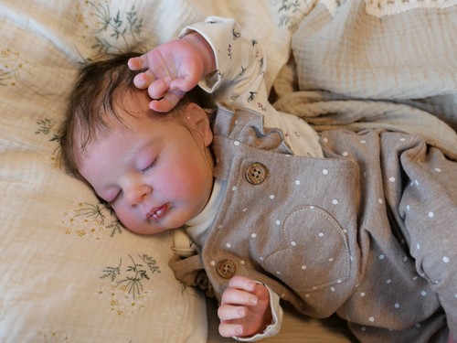 Realistic reborn baby doll - reborn,